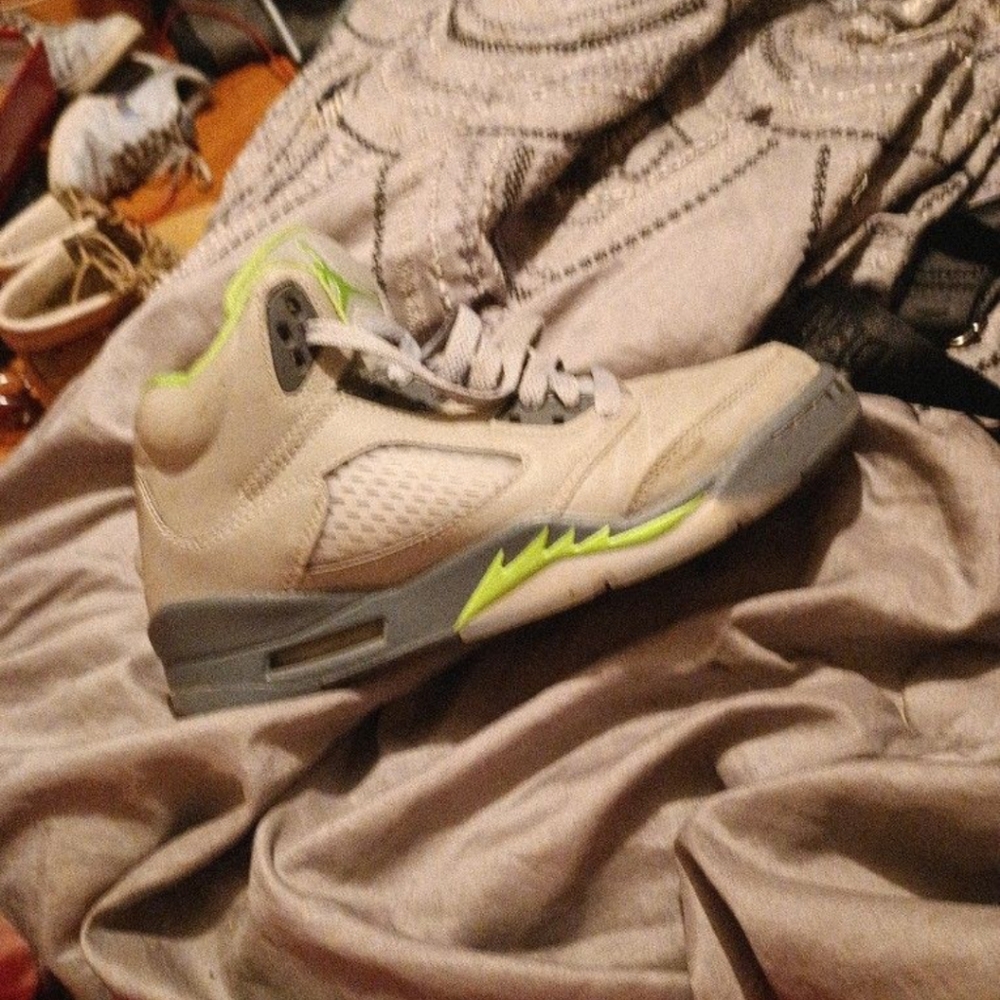 Jordan retro 5 green bean